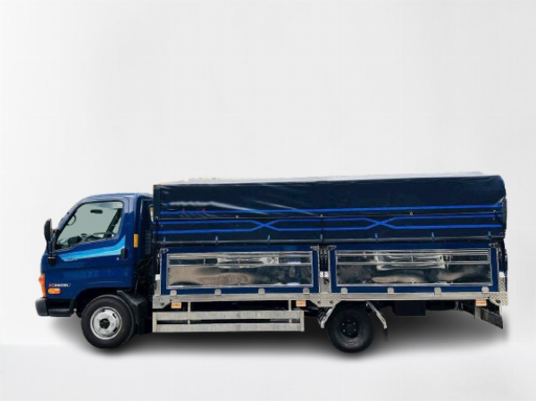 HYUNDAI N250SL THÙNG MUI BẠT